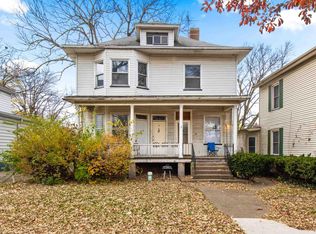 325 S 4th St, Pekin, IL
