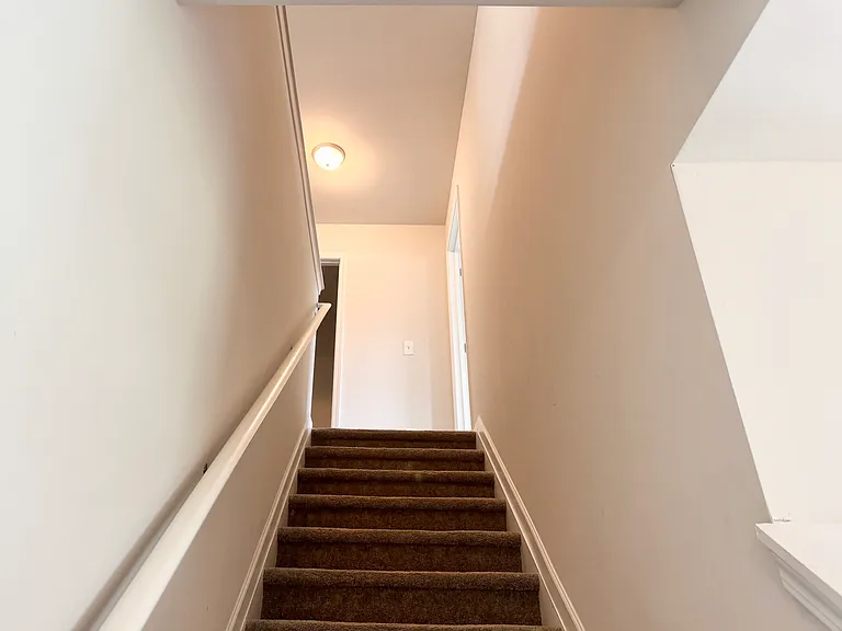 109 Denmon Ct — Photo 11