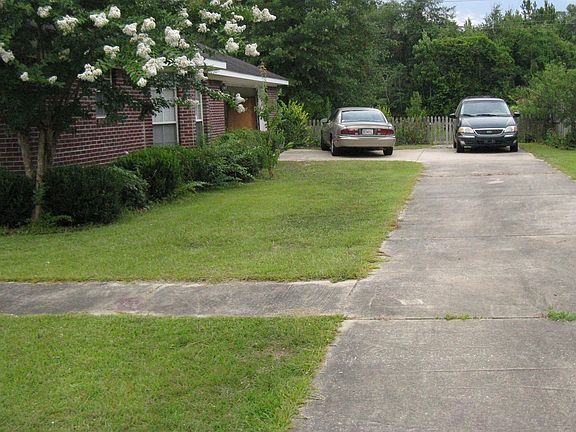 Driveway; extra parking