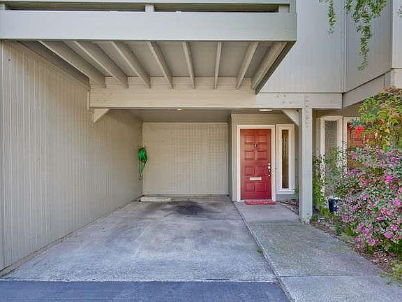 3rd image of 4024 Farm Hill Blvd APT 3