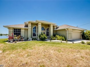 2319 NE 19th St, Cape Coral, FL 33909