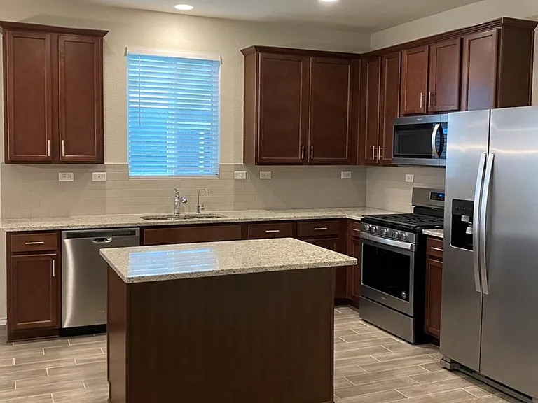 7723 Cottonwood Rdg — Photo 6