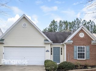 133 Village Trl, Woodstock, GA