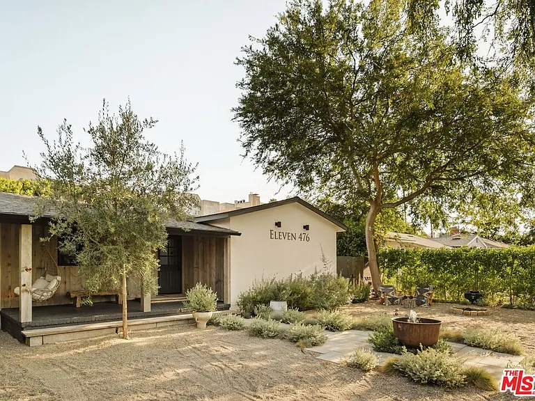 11476 La Maida St — Photo 2