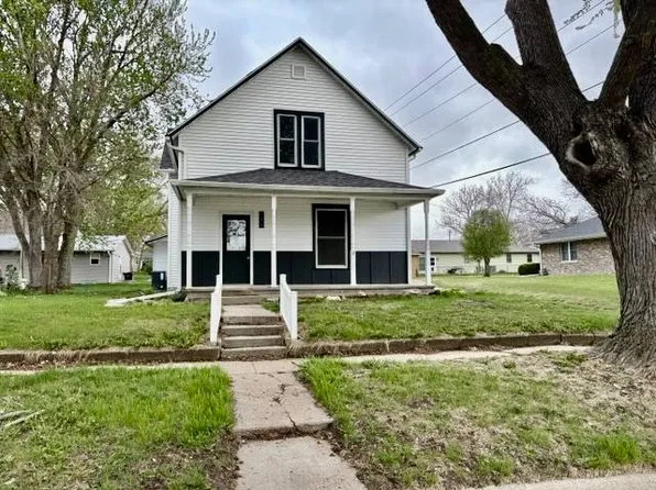 326 S 8th St, Albion, NE 68620