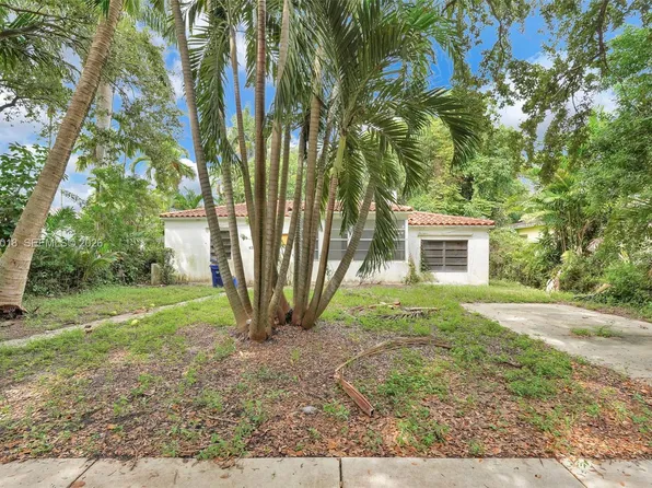 424 Minola Dr, Miami Springs, FL 33166