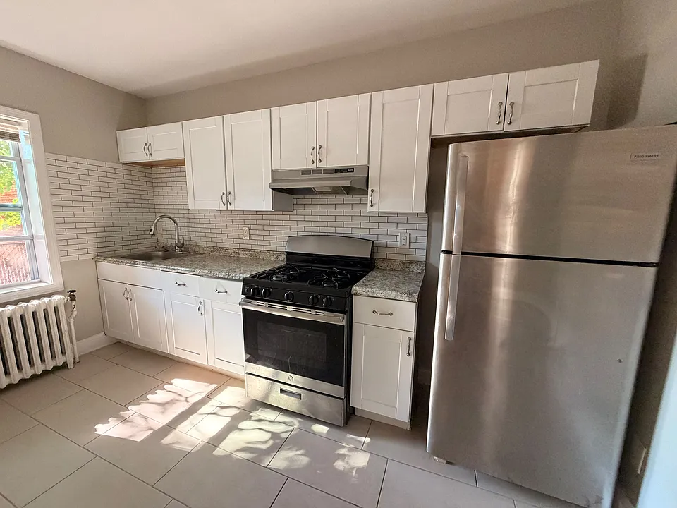 308 Main St #4A