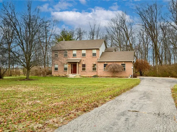 8190 Waynesboro Way, Waynesville, OH 45068