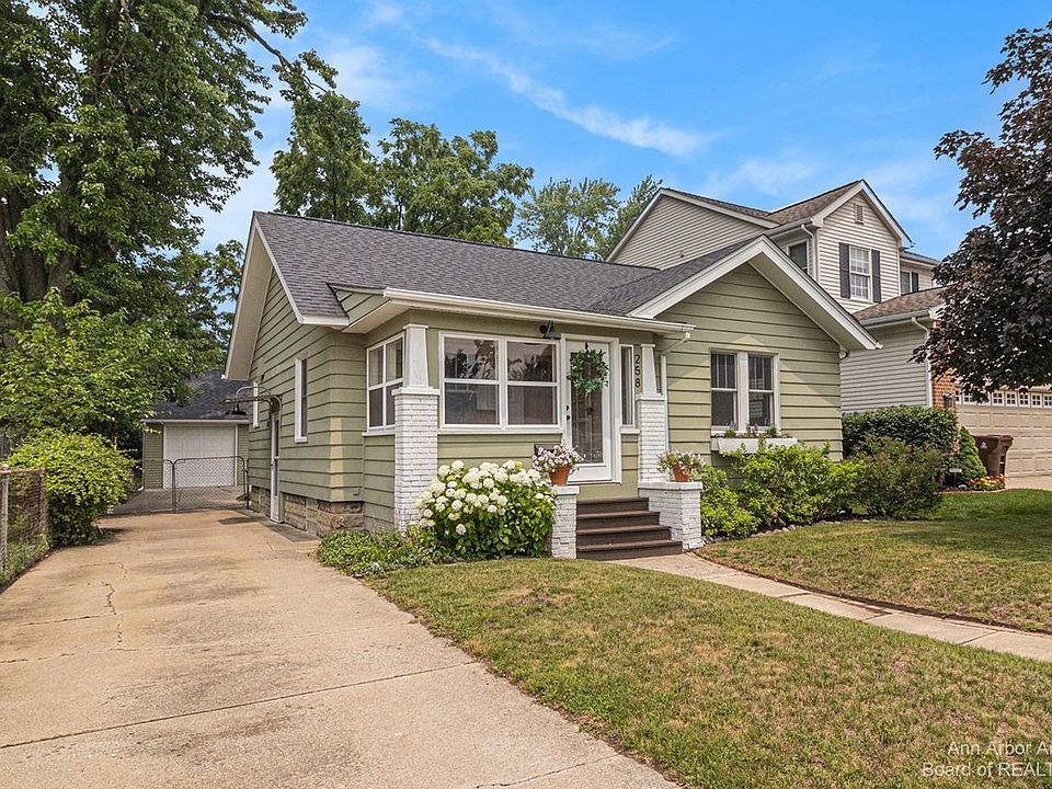 1st image of 258 Joy St