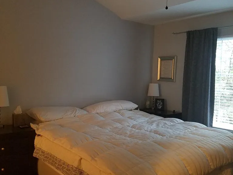 311 Windsor Ct #B — Photo 4