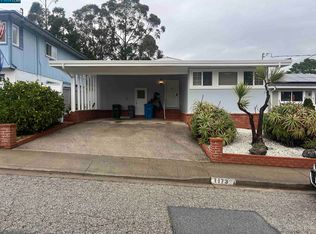 1173 Manzanita Dr, Pacifica, CA 94044