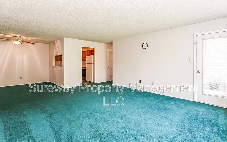4607 Aberdeen Dr — Photo 3