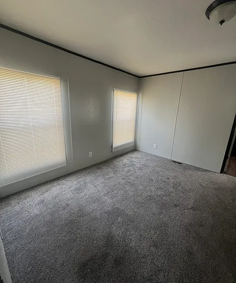 814 Morningside Dr — Photo 6