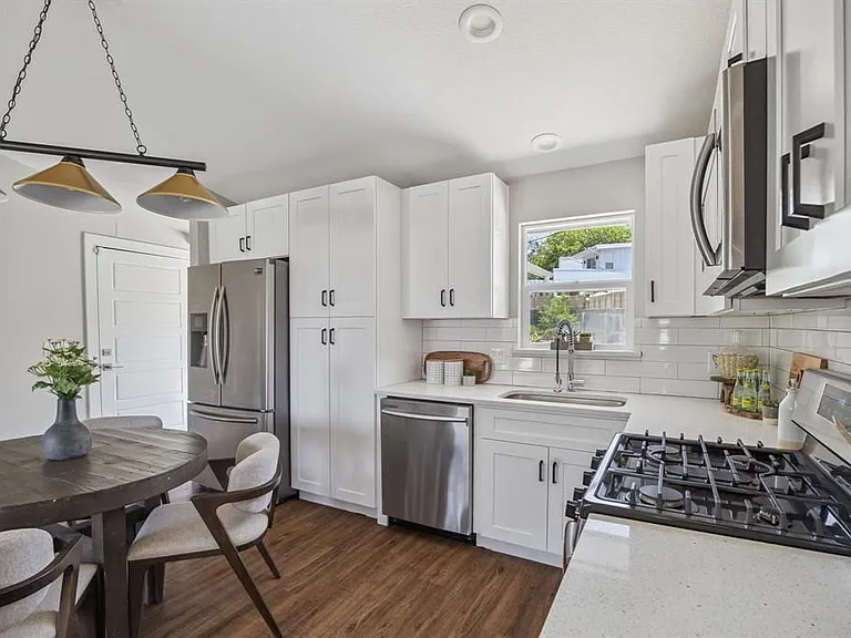3703 Tower View Ct — Photo 12