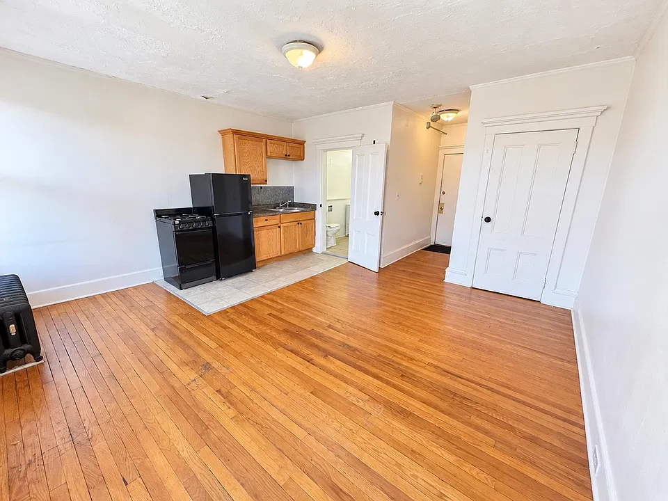 11 Court St #11