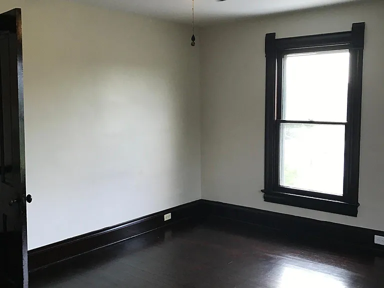 1008 Blackburn St — Photo 8