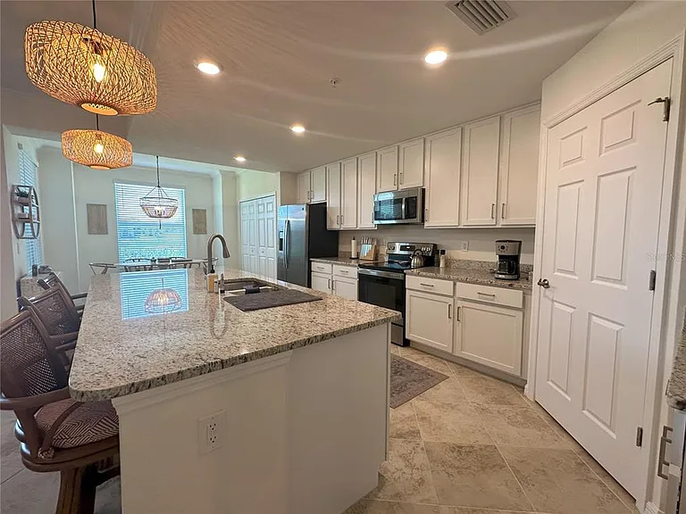 14040 Heritage Landing Blvd #113 — Photo 8