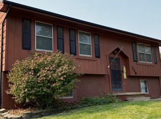 226 E View Dr, Osceola, IA 50213
