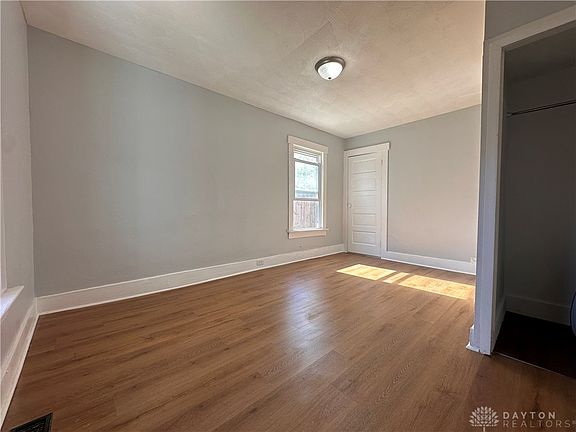 4th image of 2617 Hancock Ave