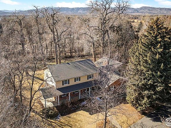 3rd image of 1123 Forest Hills Ln
