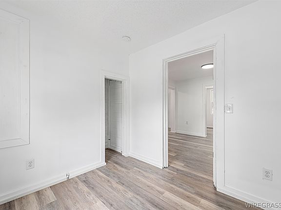 15th image of 410 S College St