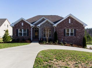 7403 Palgrave Ct, Fairview, TN 37062
