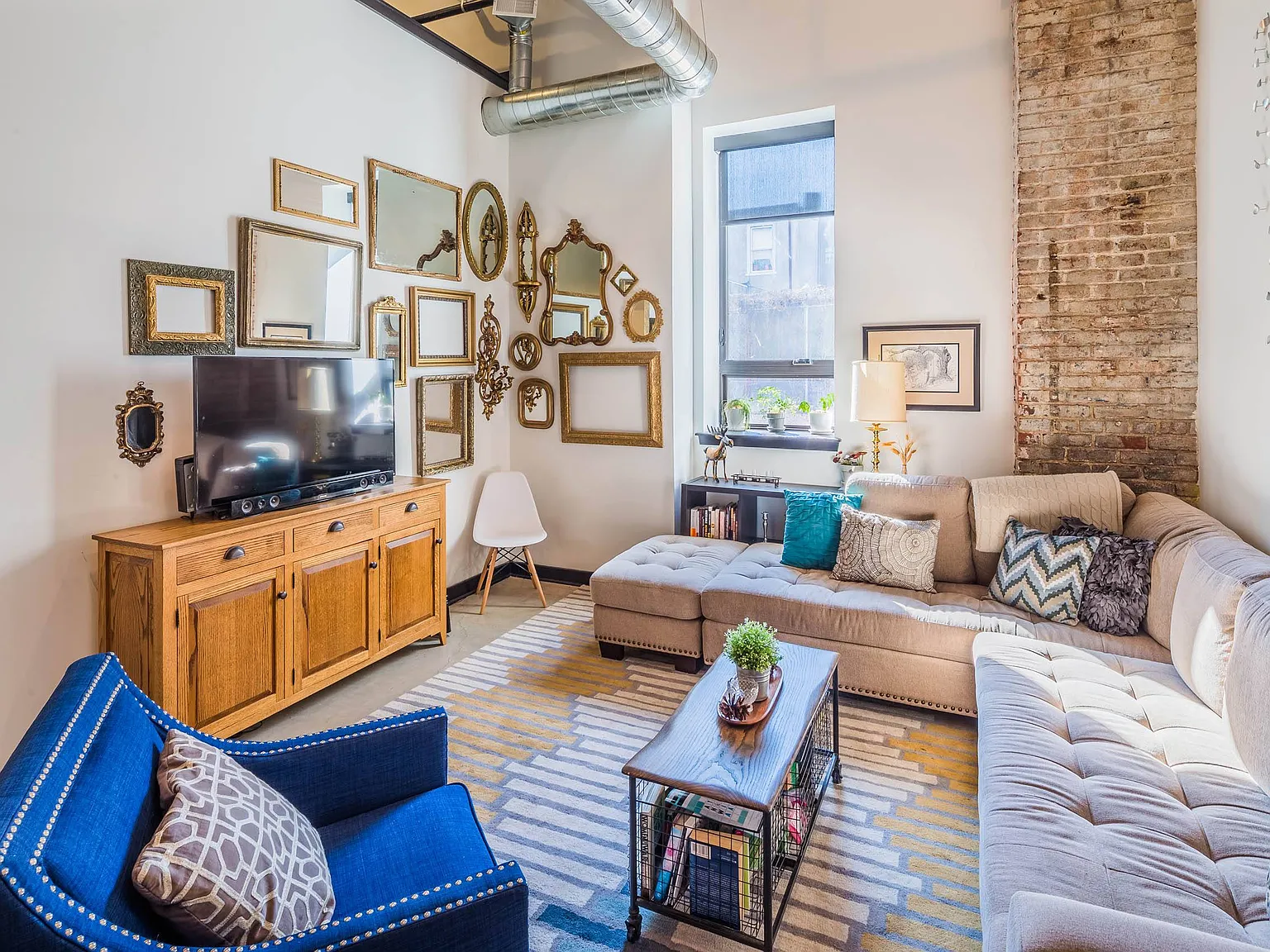 Northern Treaty Lofts — Photo 1