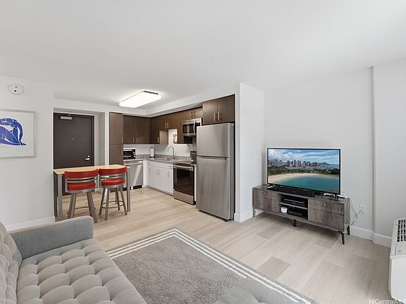 3rd image of 988 Halekauwila St APT 1202