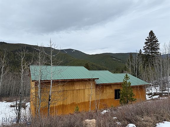 2nd image of 62 Johannesburg Gulch Rd