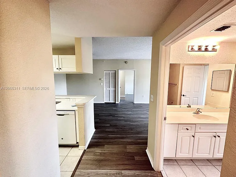 2812 Grande Pkwy #302 — Photo 3