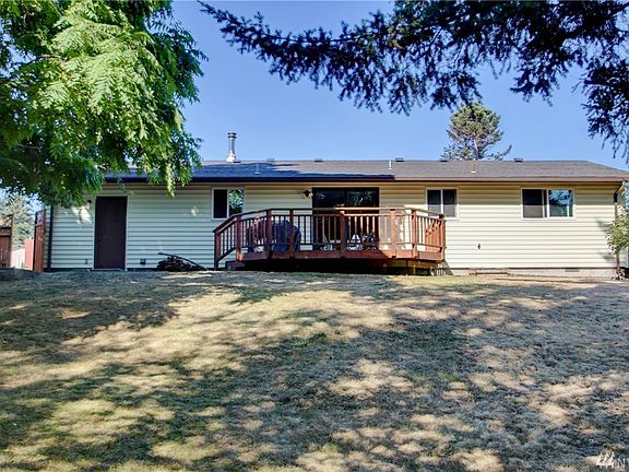 4th image of 926 NW Anchor Dr