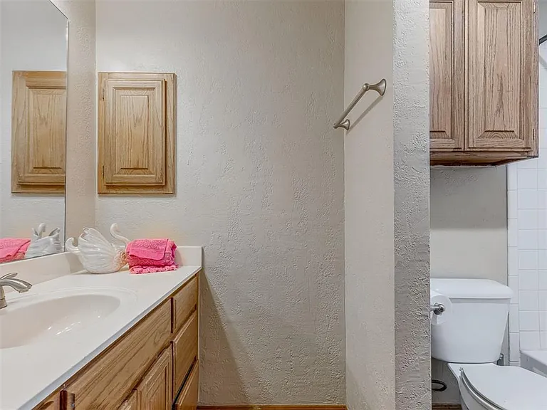 1019 Pruett Dr — Photo 16
