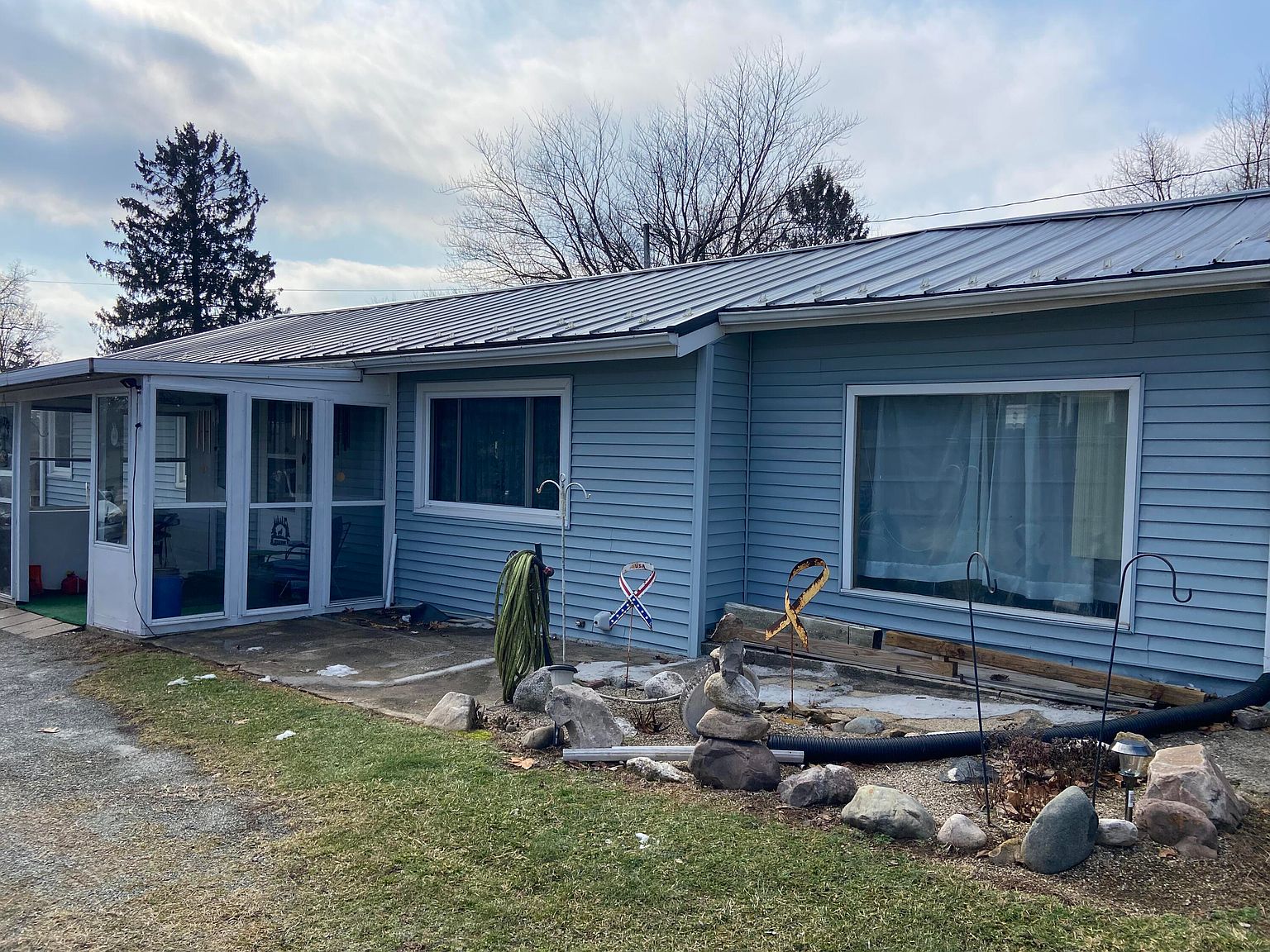 17204 Us Highway 12, Edwardsburg, MI 49112 Zillow