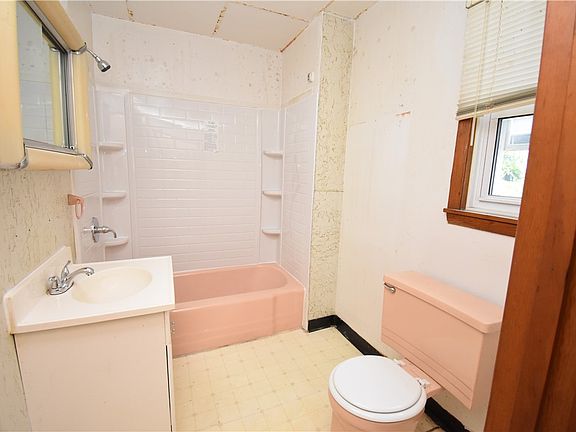 5th image of 328 5th Ave