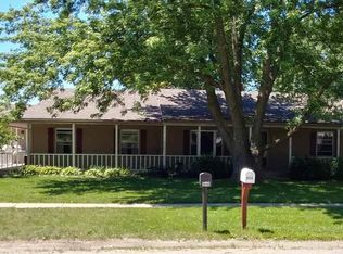 317 N Glassford St, Capac, MI 48014