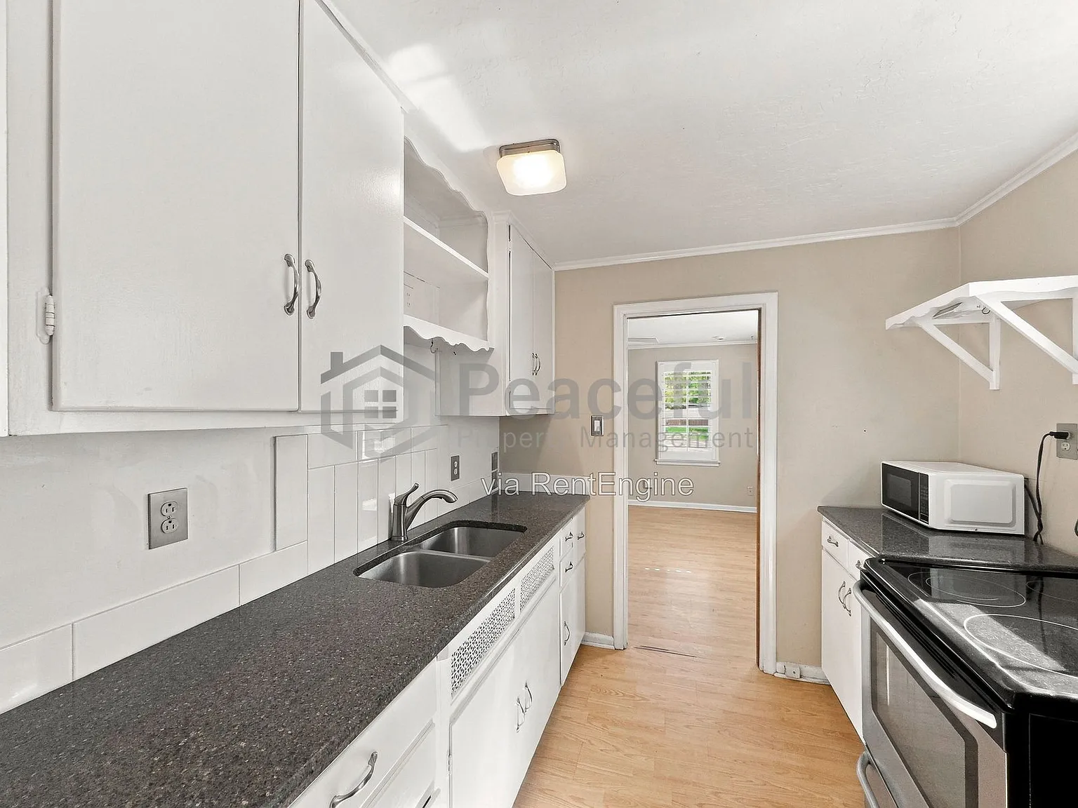 2 bed, 1.0 bath, 760 sqft, $1,775 — Photo 2