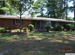 102 Park Ln, Athens, AL 35611