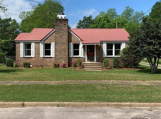 56 N College Ave, Eclectic, AL 36024