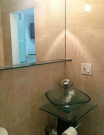 5th image of 612 15th St APT 12