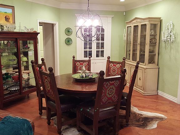Den/dining