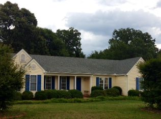 124 Juniper Dr, Pendleton, SC 29670