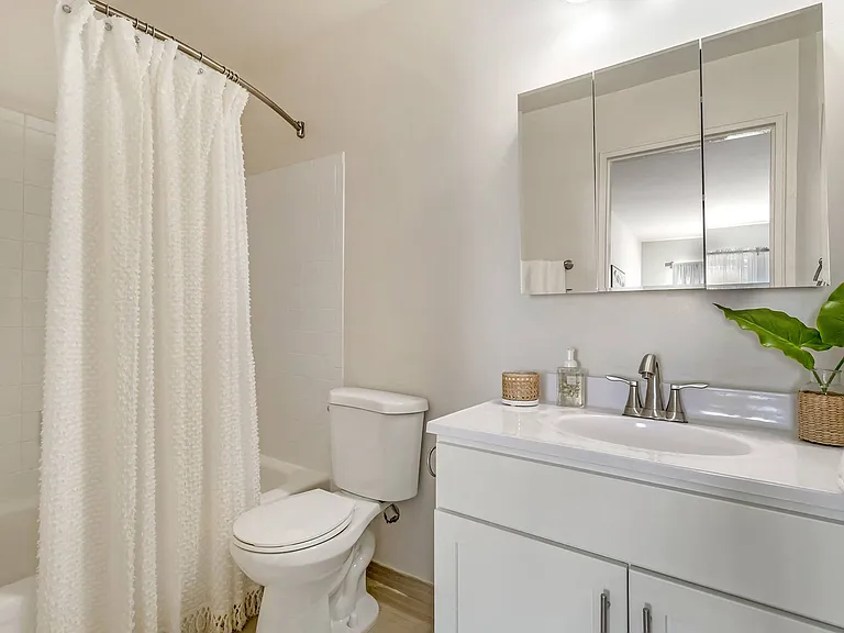 Quail Ridge Apartments — Photo 16