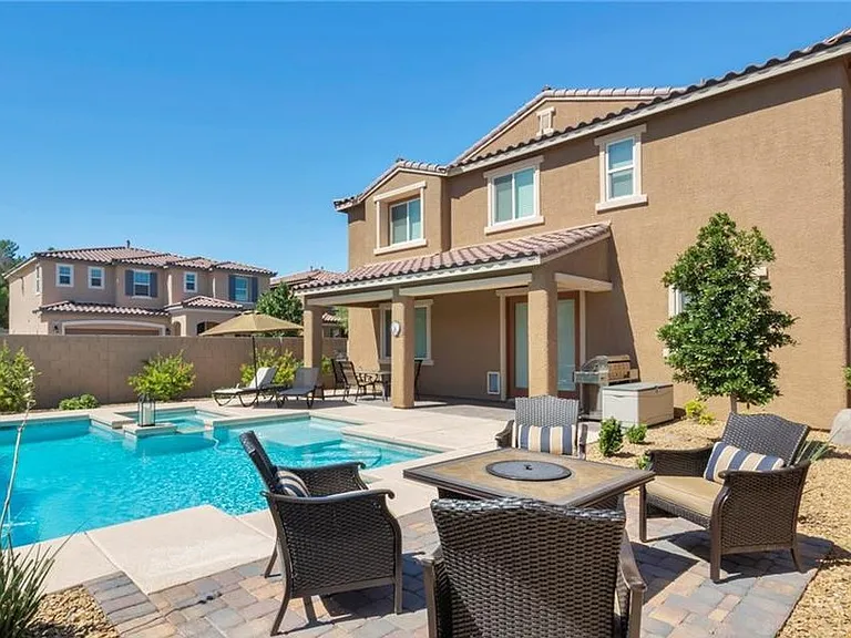 Spacious Backyard