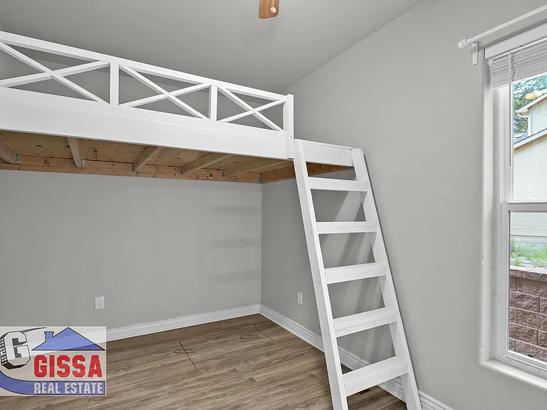 1043 Longspur Ln — Photo 26