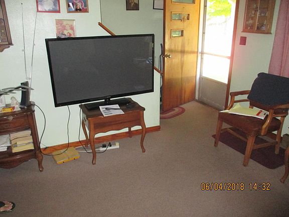 3rd image of 2266 Beargrass Ave