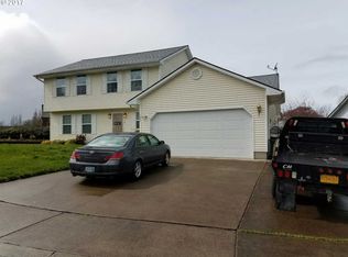 1084 Cedar Ct, Creswell, OR 97426