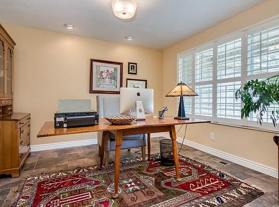 4th image of 1903 W Betula Dr