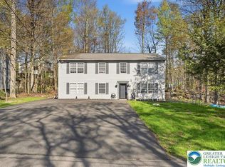 2731 Bonnyview Ln, Tobyhanna, PA 18466