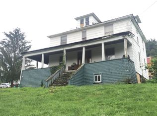 1000 Knottsville Rd, Grafton, WV 26354