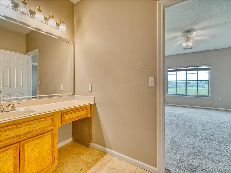 770 Hunt Rd #314 — Photo 14